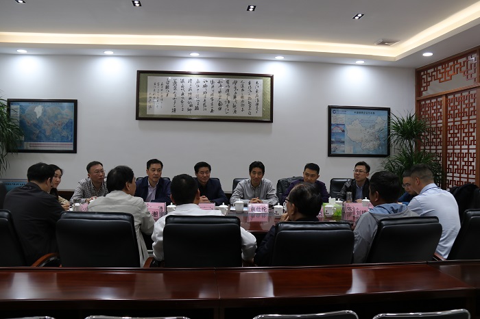 四川省乐山市廖克全副市长率队到我司旅行调研